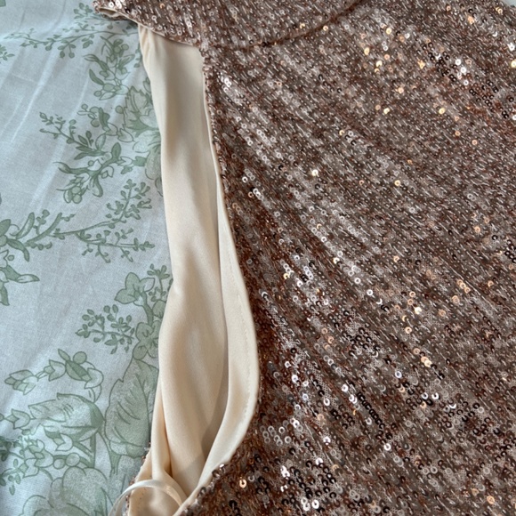 Dress - Picture 2 of 5